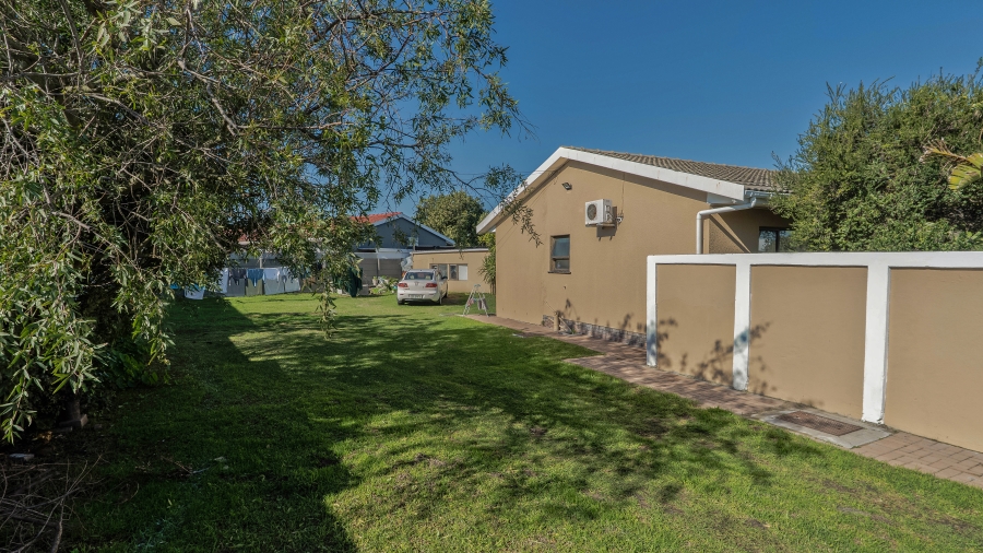 3 Bedroom Property for Sale in Rustdal Western Cape